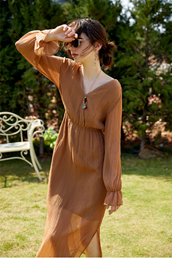 一种高支经起花纯棉色织百褶面料的开发